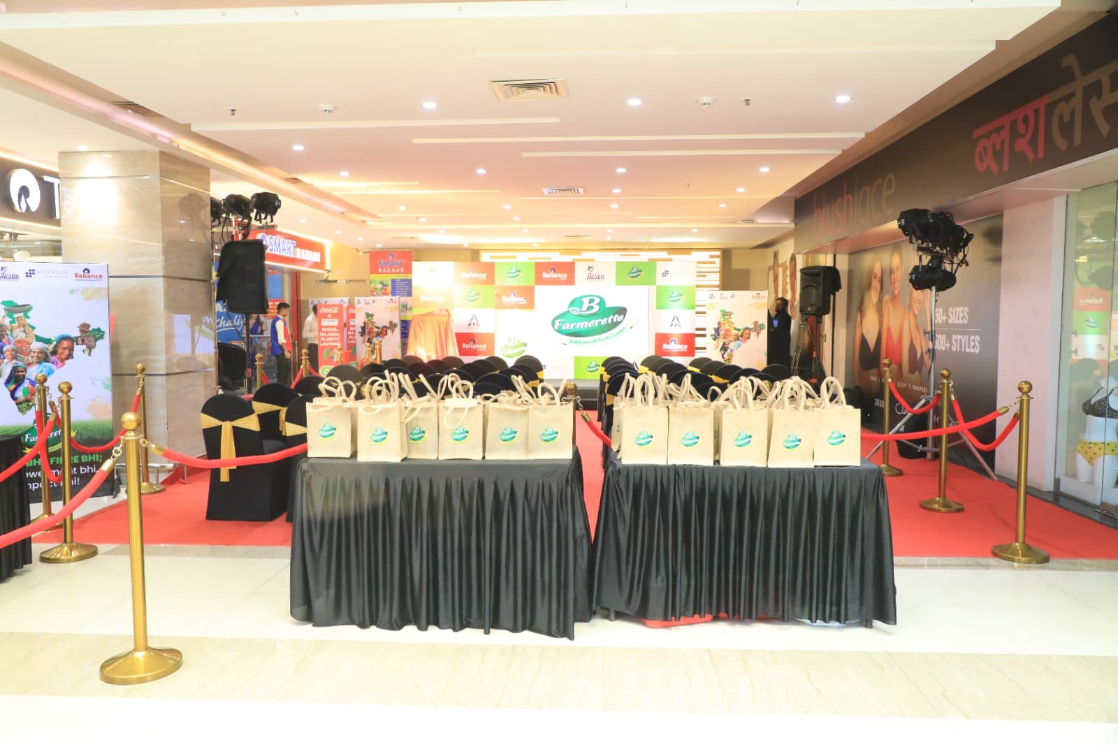 B Natural Press Meet by Triangular Dots